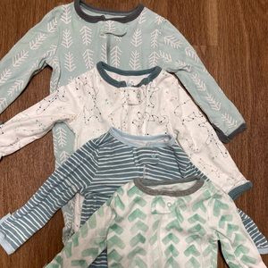 Baby clothes! 3 listings for $25!)